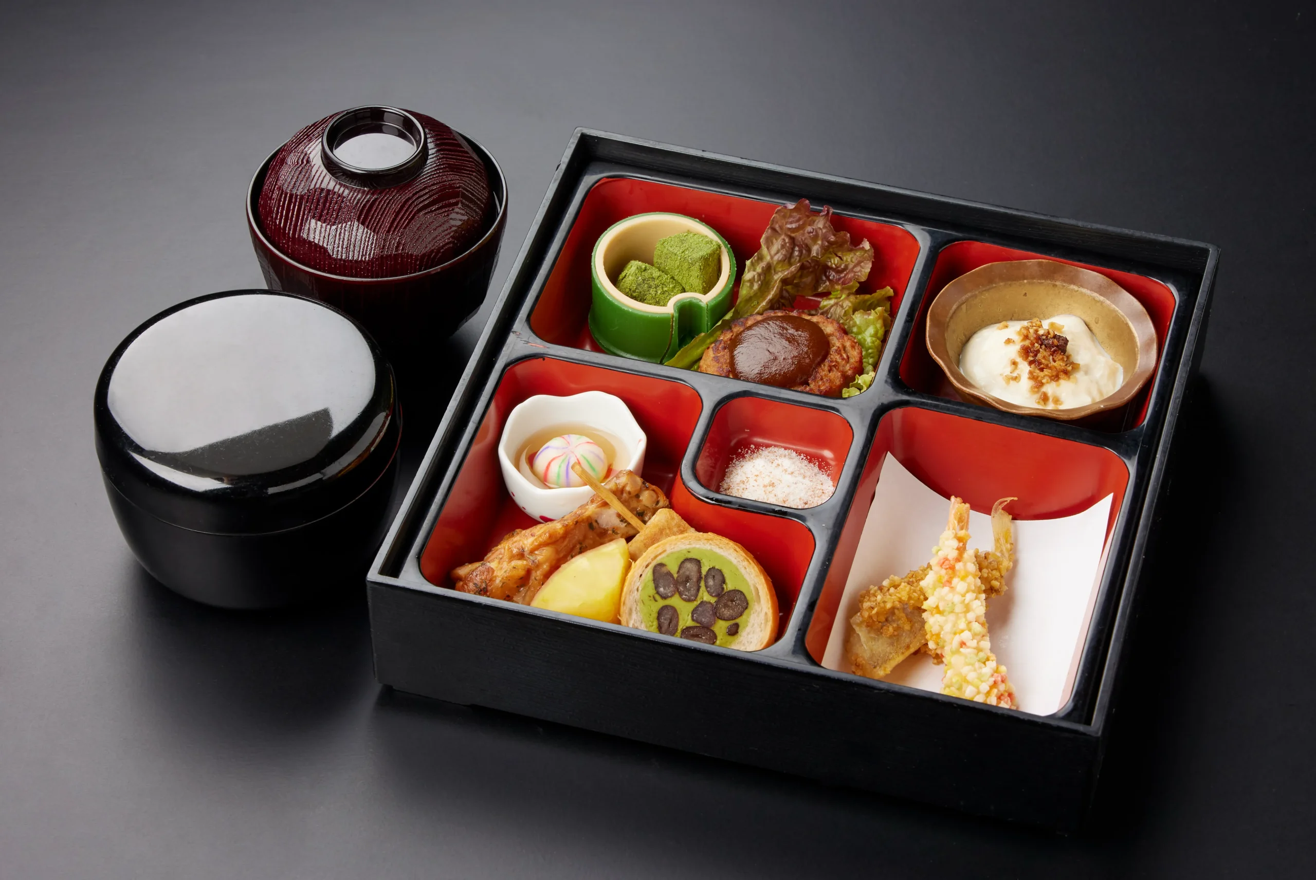 修学旅行限定末広弁当